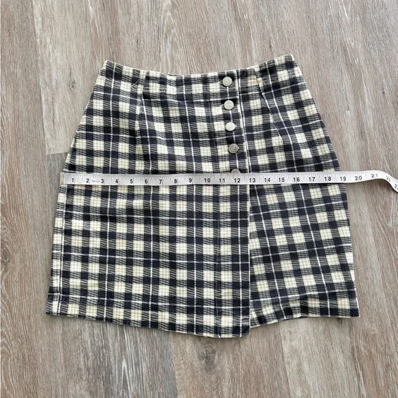 Vintage Niki Lee Gingham Button Wrap Skirt Size 7 Unique Retro